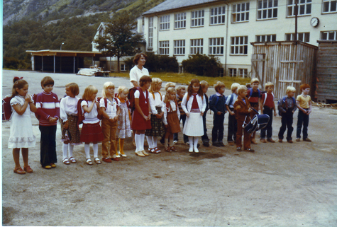 Fyrste skuledag på Tangen skule